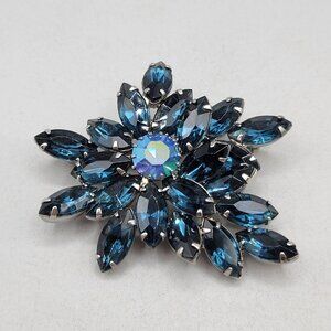 Vintage Blue Rhinestone Starburst Spray Brooch Pin Silver Tone Setting